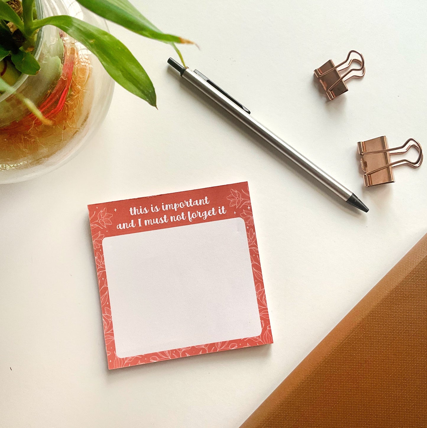 "This Is Very Important" Memo Pad – Elegant and Purposeful