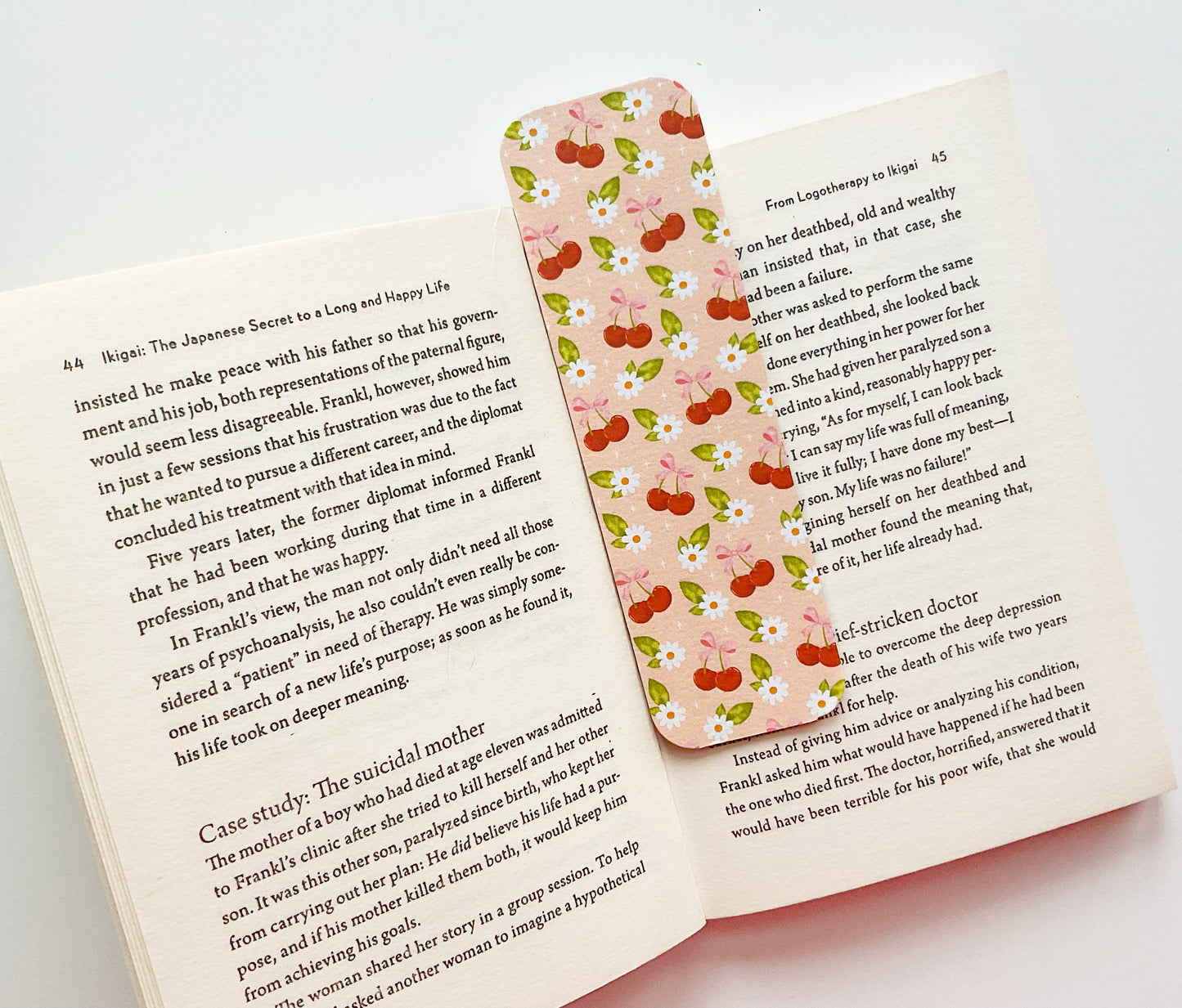 Cherry Daisy Bookmark – Sweet and Cheerful Design