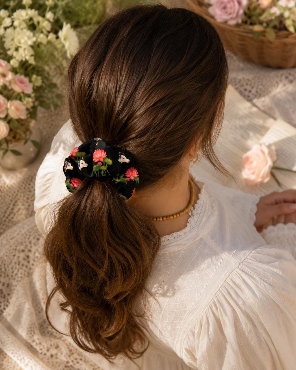 Vrindavan Nights scrunchie - Image 4